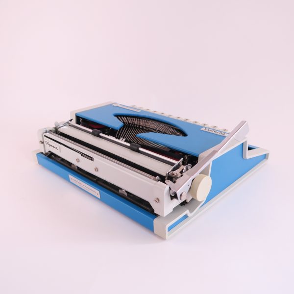 Olympia Traveller de luxe 1970 azul_5