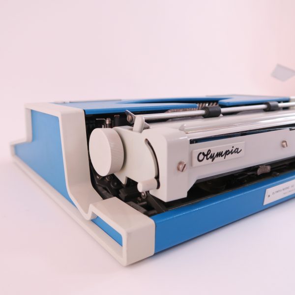 Olympia Traveller de luxe 1970 azul_7