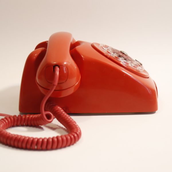 telefono_LM_ericsson_rojo_4