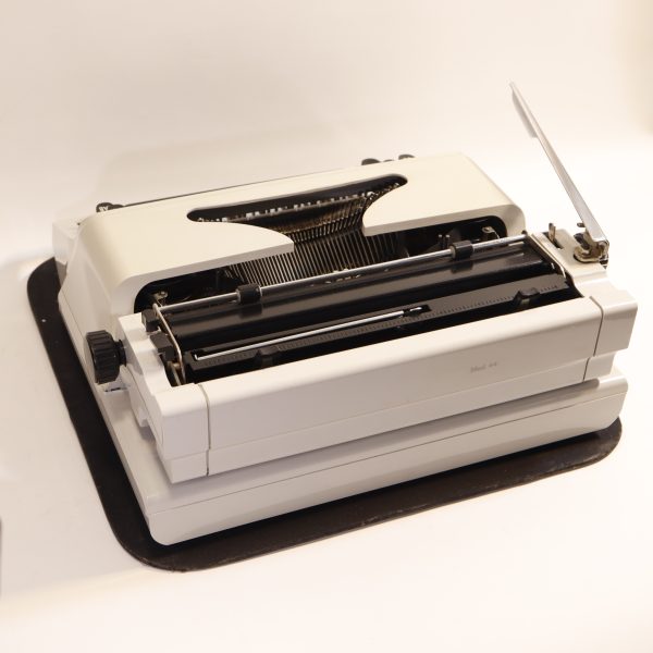 typewriter_erika_mod44_blanca_7