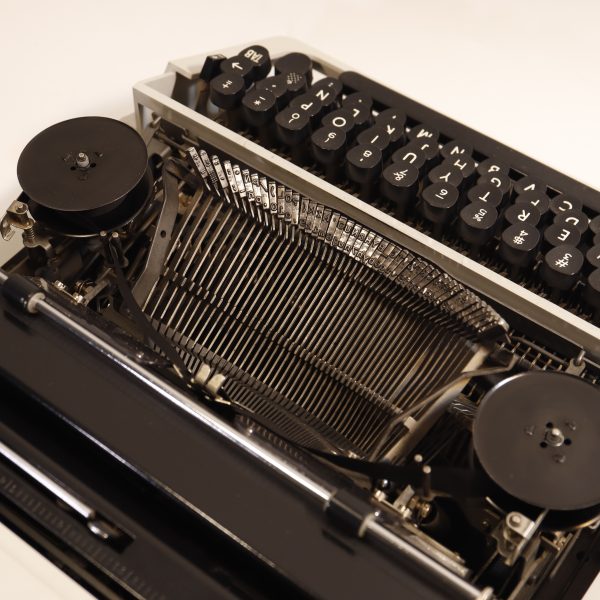 typewriter_erika_mod44_blanca_8