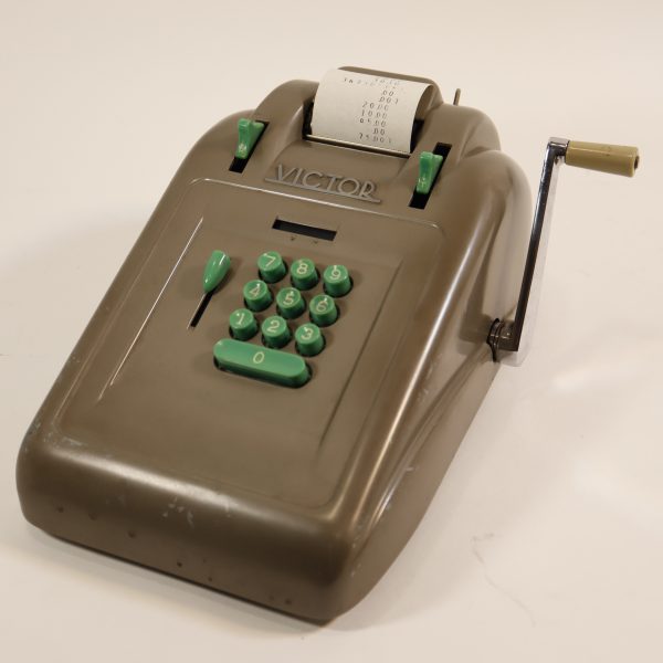 calculadora_victor_700_teclasverdes_5